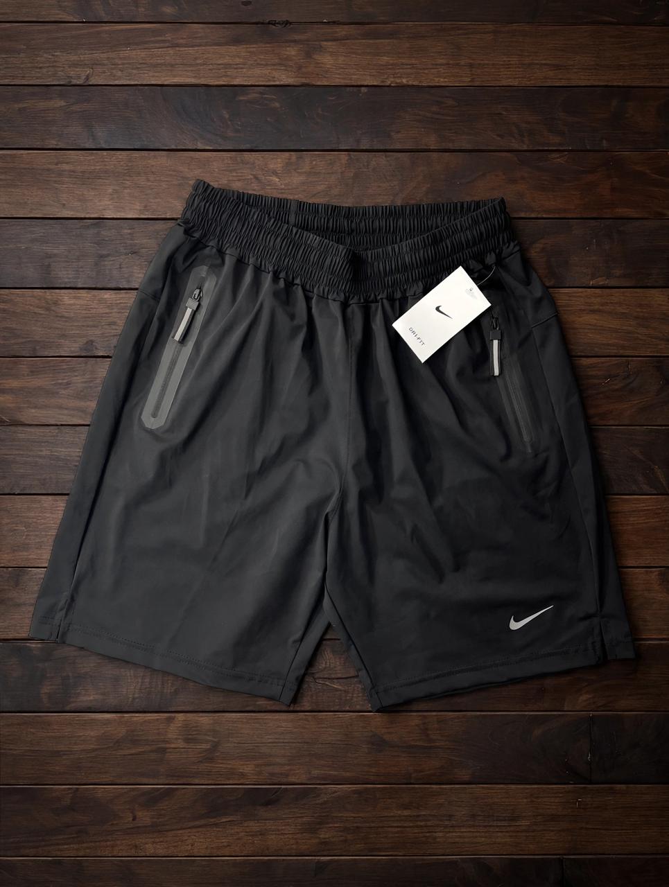 Short de microfibra Nike (foto 2)